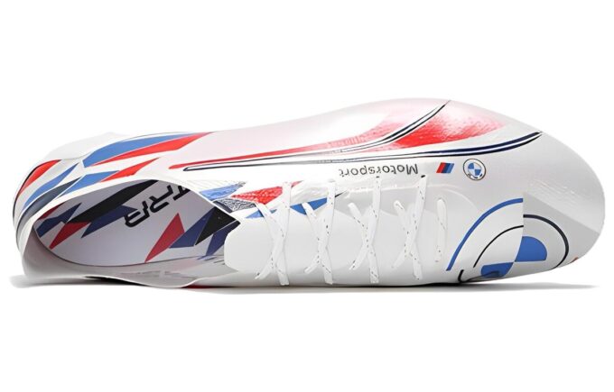 BMW Motorsport ULTRA SL FG “Beyaz Ateş Kırmızısı Güçlü Mavi”