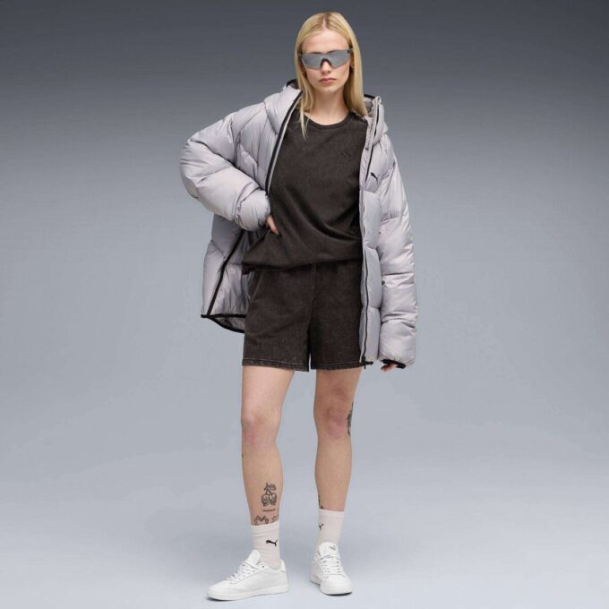 Elevated Essentials Asit Yıkama Kadın Şortu Elevated Essentials Asit Yıkama Kadın Şortu