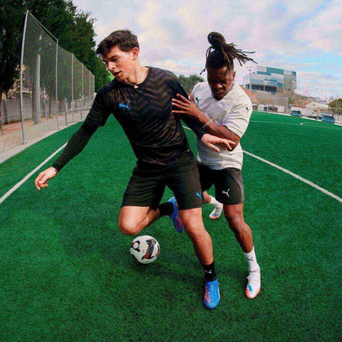 FUTURE 8 ULTIMATE Erkek Sert Zemin Futbol Kramponları