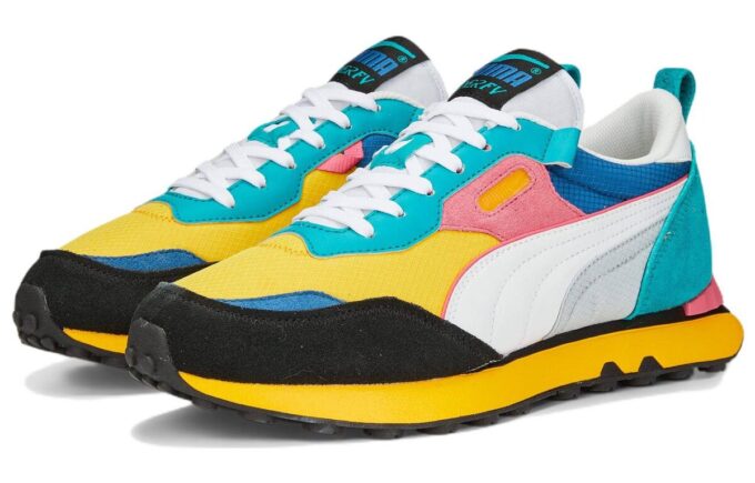 Geleceğin Sürücüsü “Geleceğin Vintage – Mandalina Rengi PUMA Siyah”