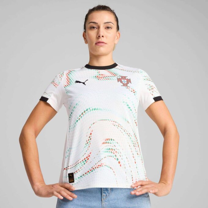 Portekiz ’25 Deplasman Replika Kadın Futbol Forması Portekiz ’25 Deplasman Replika Kadın Futbol Forması