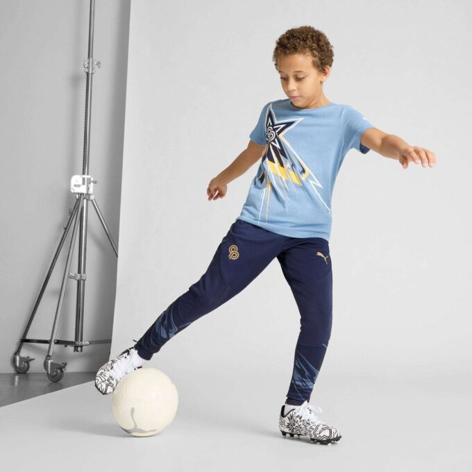 PUMA x CHRISTIAN PULISIC Büyük Çocuk Futbol Logolu Tişört