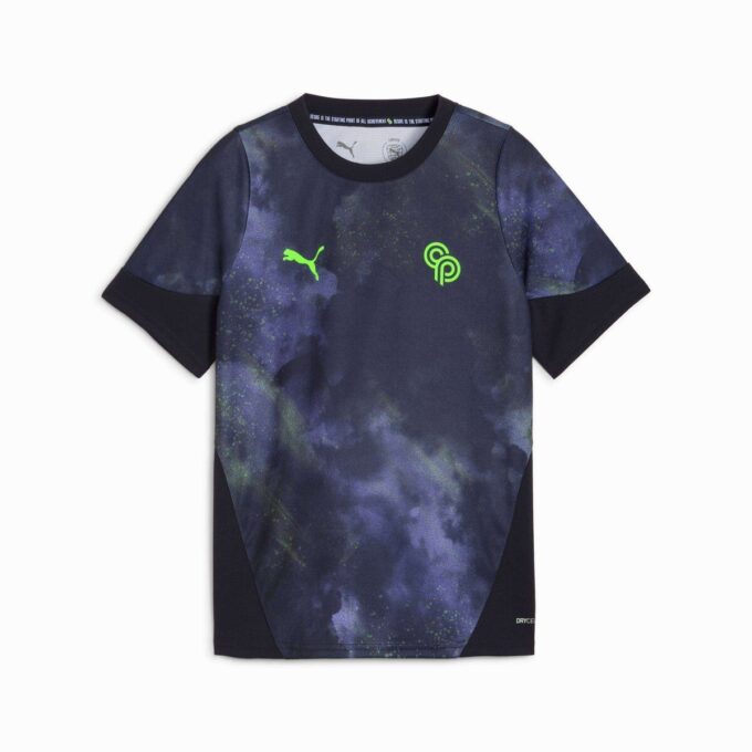 PUMA x CHRISTIAN PULISIC Büyük Çocukların Hayallerinin Peşinde Forması PUMA x CHRISTIAN PULISIC Büyük Çocukların Hayallerinin Peşinde Forması