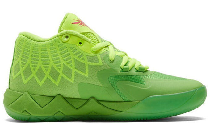 PUMA x Rick and Morty MB.01 LaMelo Topu “Kırmızı Yeşil” PUMA x Rick and Morty MB.01 LaMelo Topu “Kırmızı Yeşil”