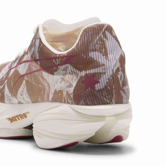 PUMA x SAYSKY FAST-R NITRO™ Elite 3 Kadın Yol Koşu Ayakkabıları PUMA x SAYSKY FAST-R NITRO™ Elite 3 Kadın Yol Koşu Ayakkabıları