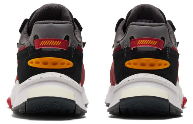 Scuderia Ferrari x Wild Rider “Siyah Rosso Corsa”