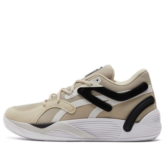 TRC Blaze Court “Nimbus Cloud Black”