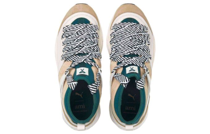 TRC Blaze Mid x AMI “Hafif Kum”
