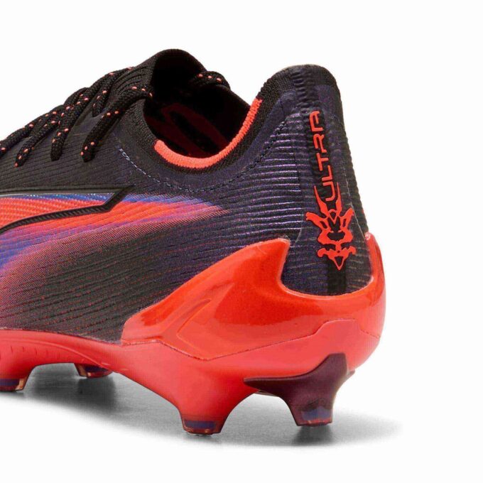 ULTRA 6 ULTIMATE Relentless Sert Zemin Futbol Kramponları ULTRA 6 ULTIMATE Relentless Sert Zemin Futbol Kramponları