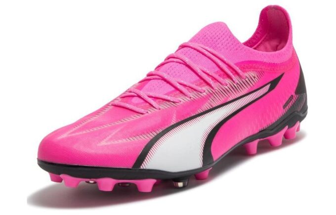 Ultra Ultimate MG Futbol Ayakkabısı “Pembe Beyaz”