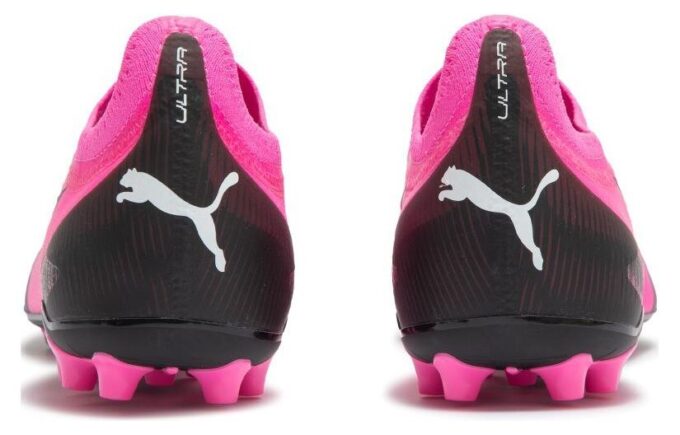 Ultra Ultimate MG Futbol Ayakkabısı “Pembe Beyaz”