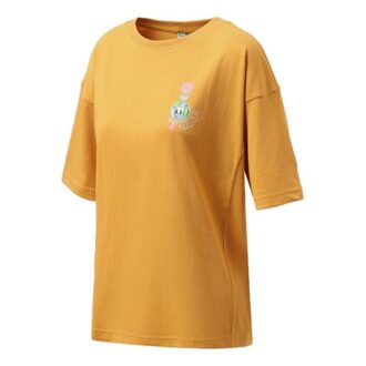 (WMNS) Baskılı Günlük Spor Yuvarlak Yaka Kısa Kollu Sarı
