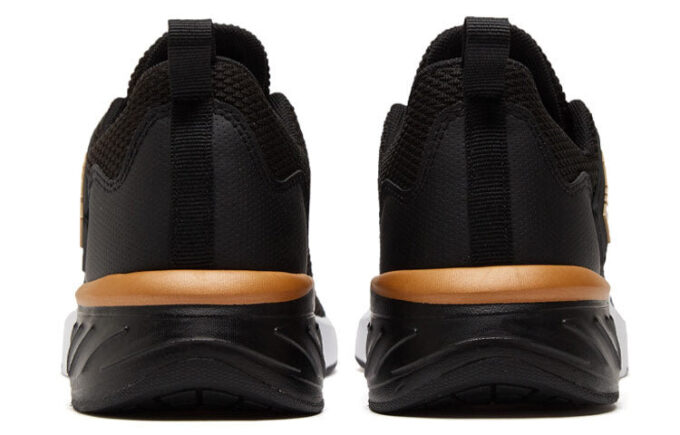 (WMNS) Erupter “Siyah Takım Altını”