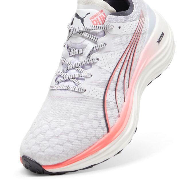 (WMNS) ForeverRun Nitro “Beyaz Gün Batımı Parıltısı”