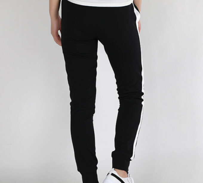 (WMNS) İkonik T7 Eşofman Altı “Siyah”