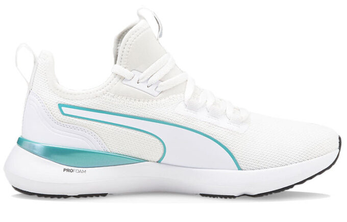 (WMNS) Pure XT “Stardust – Beyaz Porselen”