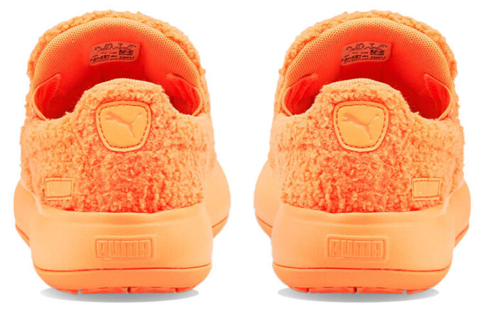 (WMNS) Süet Mayu Slip-On “Teddy – Neon Citrus”