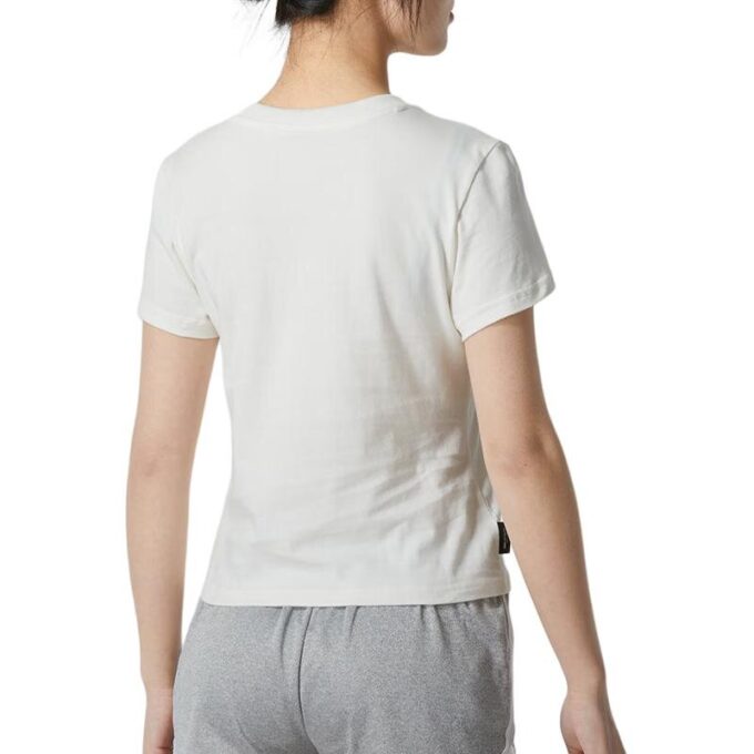 (WMNS) Wordmark Logolu Tişört Küçük Kesim “Beyaz”